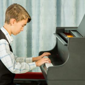 2019. 11. 19. Leopold Mozart 300. születésnapja Háziverseny