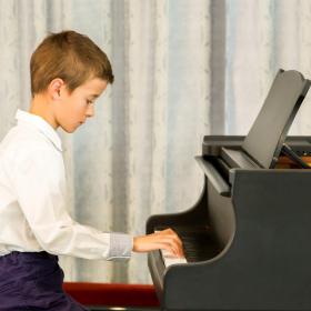 2019. 11. 19. Leopold Mozart 300. születésnapja Háziverseny