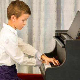 2019. 11. 19. Leopold Mozart 300. születésnapja Háziverseny