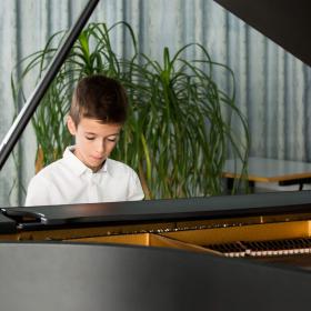 2019. 11. 19. Leopold Mozart 300. születésnapja Háziverseny